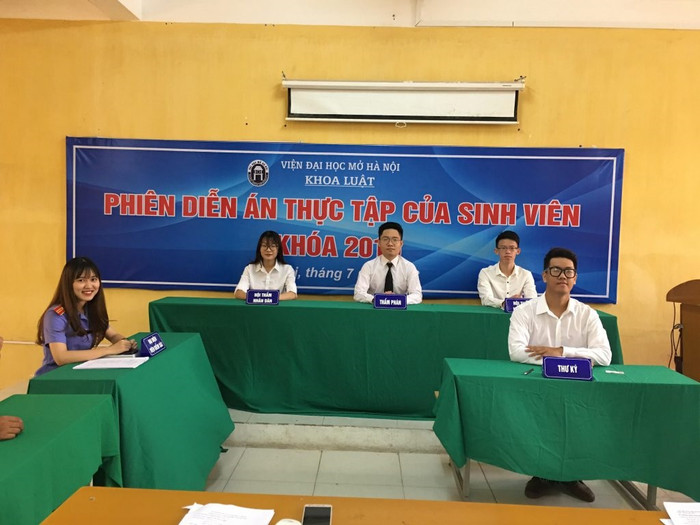 Học ngành Luật có dễ tìm kiếm việc làm sau khi ra trường? ảnh 3 Học ngành Luật có dễ tìm kiếm việc làm sau khi ra trường? ảnh 3