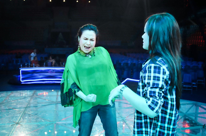 Và tận tình chỉ bảo Nhật Trang Và tận tình chỉ bảo Nhật Trang