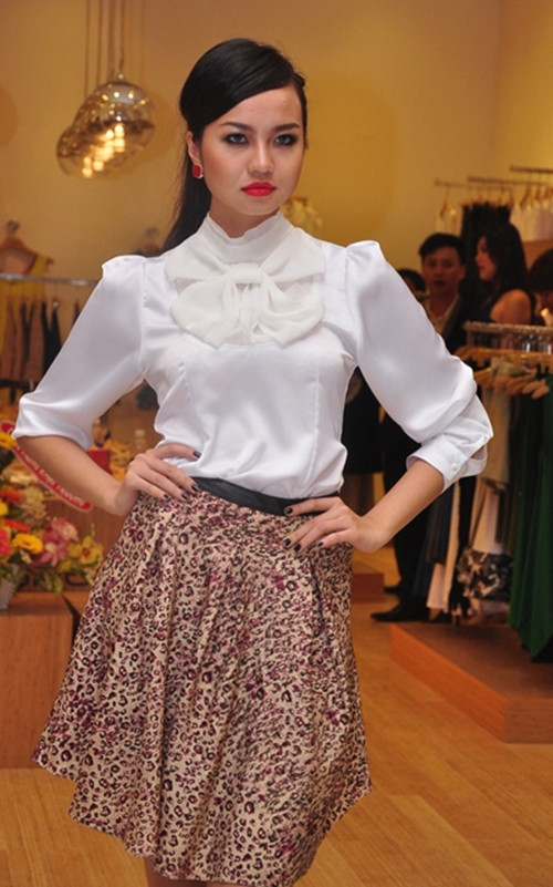 Người mẫu trẻ Kiều Ngân cũng đang dốc sức để tìm kiếm thành công trên con đường mẫu