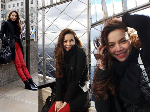 'Bà mẹ một con' Hồ Ngọc Hà khoe nhan sắc rạng rỡ ở New York khi mặc quần jeans đỏ kết hợp áo choàng màu đen cùng mái tóc xoăn quyến rũ. 'Bà mẹ một con' Hồ Ngọc Hà khoe nhan sắc rạng rỡ ở New York khi mặc quần jeans đỏ kết hợp áo choàng màu đen cùng mái tóc xoăn quyến rũ.