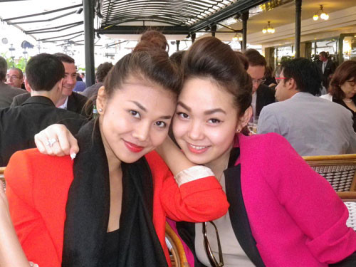 Thanh Hằng, Minh Hằng khoe sắc trong chuyến công tác Monaco. Thanh Hằng, Minh Hằng khoe sắc trong chuyến công tác Monaco.