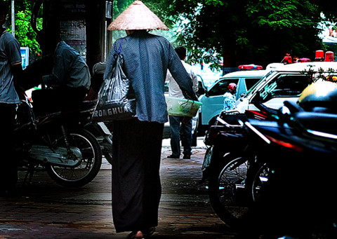 Khi “cây đời” lụi tàn thì “tơ hồng” cũng đến lúc diệt vong. Ảnh minh họa: Hải Đường Khi “cây đời” lụi tàn thì “tơ hồng” cũng đến lúc diệt vong. Ảnh minh họa: Hải Đường