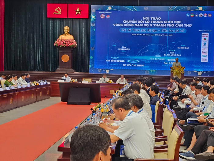 Toàn cảnh hội thảo chuyển đổi số trong giáo dục vùng Đông Nam Bộ và Thành phố Cần Thơ (ảnh: V.D)