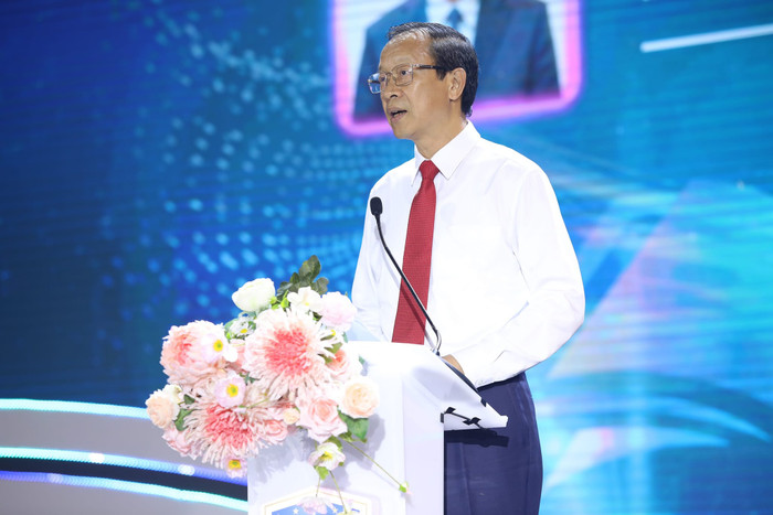 Thứ trưởng Bộ Giáo dục và Đào tạo Phạm Ngọc Thưởng phát biểu (ảnh: NTTU) Thứ trưởng Bộ Giáo dục và Đào tạo Phạm Ngọc Thưởng phát biểu (ảnh: NTTU)