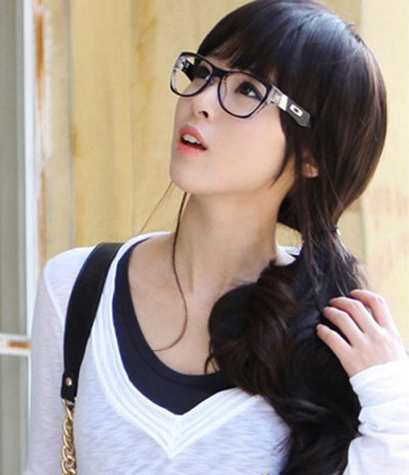 Bạn cũng có thể buộc lệch táo sang một bên để tạo sự dễ thương, trẻ trung và hồn nhiên... Bạn cũng có thể buộc lệch táo sang một bên để tạo sự dễ thương, trẻ trung và hồn nhiên...