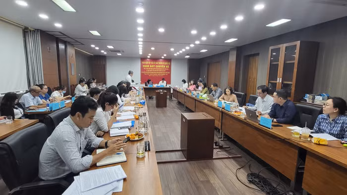 Buổi giám sát của Ủy ban Văn hóa, Giáo dục của Quốc hội tại Quận 12 diễn ra chiều 16/3 (ảnh: P.L)8