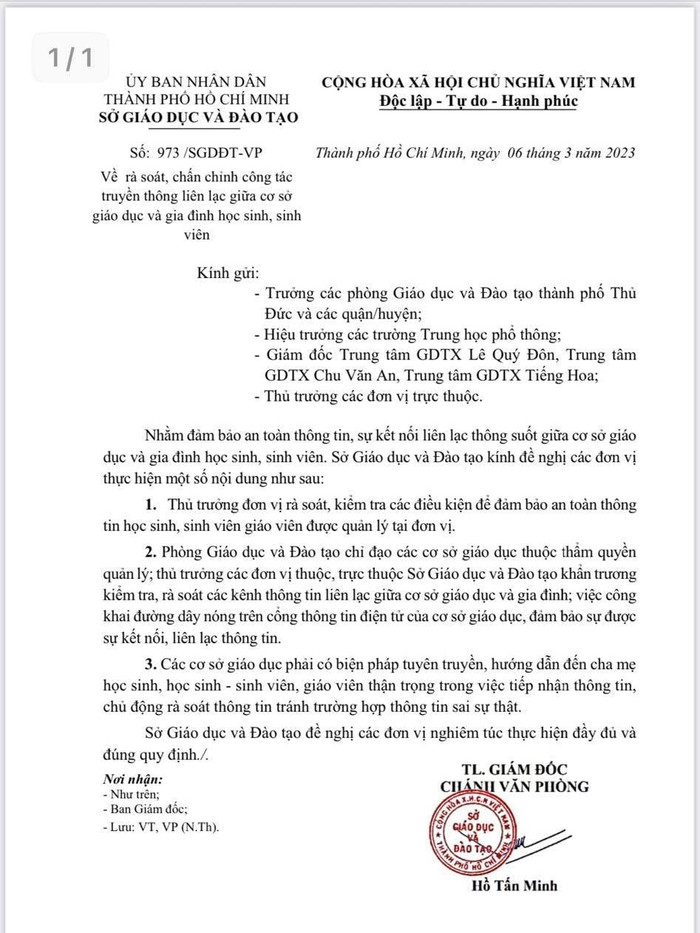 Văn bản do Chánh Văn phòng Sở Giáo dục và Đào tạo Thành phố Hồ Chí Minh ký (ảnh: P.L) Văn bản do Chánh Văn phòng Sở Giáo dục và Đào tạo Thành phố Hồ Chí Minh ký (ảnh: P.L)