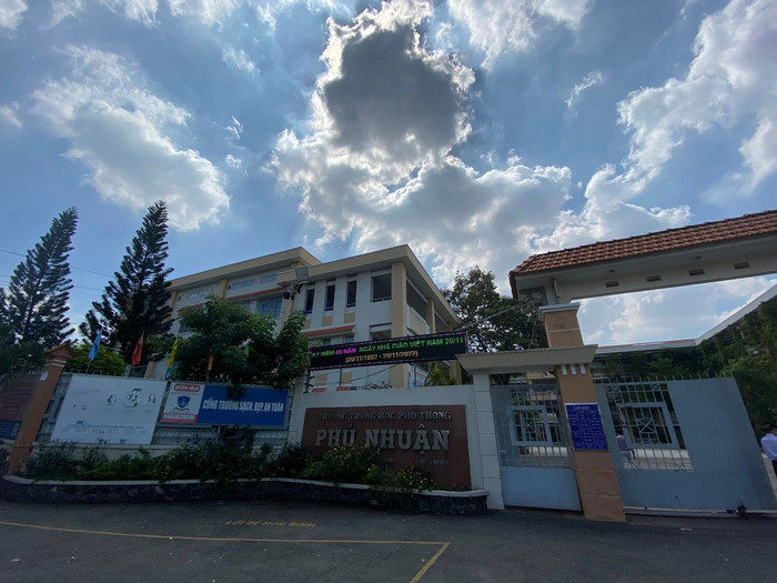 Trường trung học phổ thông Phú Nhuận, Quận Phú Nhuận (ảnh minh họa: P.L)