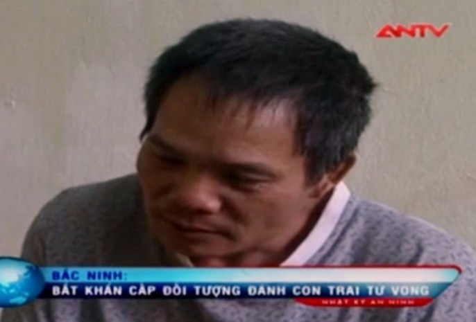 Người cha nhẫn tâm đánh con đẻ đến chết Người cha nhẫn tâm đánh con đẻ đến chết