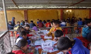 Cô giáo dành cả thanh xuân ươm mầm xanh trên bản Lộng Ngài ảnh 7