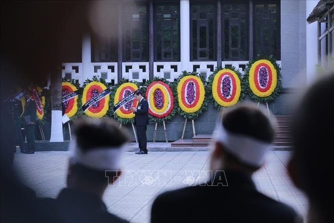 Hình ảnh bên ngoài Nhà tang lễ quốc gia, số 5 Trần Thánh Tông (Hà Nội). Hình ảnh bên ngoài Nhà tang lễ quốc gia, số 5 Trần Thánh Tông (Hà Nội).