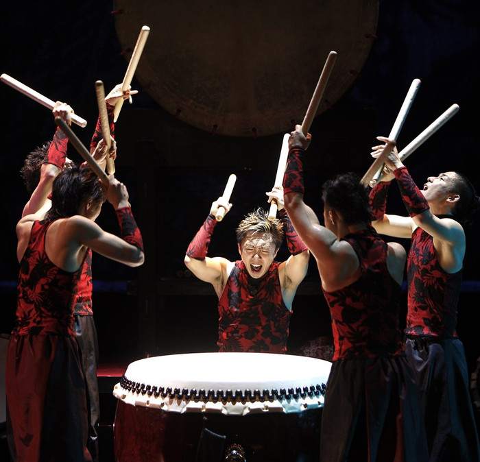 Đánh trống Takoi - Lễ hội Mặt trời mọc