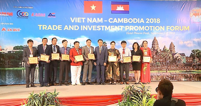 FrieslandCampina Việt Nam vinh dự được vinh danh 3 lần tại Lễ trao giải FrieslandCampina Việt Nam vinh dự được vinh danh 3 lần tại Lễ trao giải