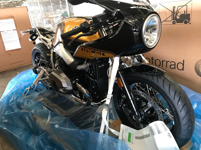 BMW R nineT Pure phiên bản gắn bình xăng option 719 BMW R nineT Pure phiên bản gắn bình xăng option 719