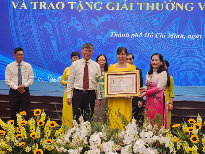 Thành phố Hồ Chí Minh vinh danh 14 nhà giáo được công nhận là nhà giáo ưu tú (ảnh: V.D) gdvn_VTT4.jpg