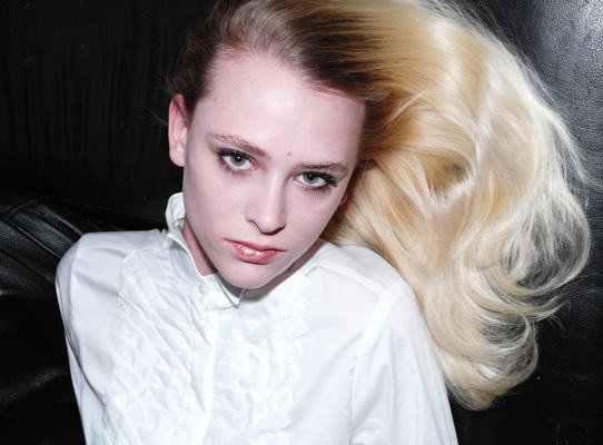 Nếu như làng mẫu thế giới trao danh hiệu "siêu mẫu nam xinh gái nhất" cho Andrej Pejic thì danh hiệu "siêu mẫu nữ đẹp trai nhất" chắn chắn đã có chủ. Nếu như làng mẫu thế giới trao danh hiệu "siêu mẫu nam xinh gái nhất" cho Andrej Pejic thì danh hiệu "siêu mẫu nữ đẹp trai nhất" chắn chắn đã có chủ.