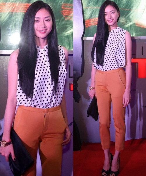 Đẹp cổ điển với áo chấm bi + skinny