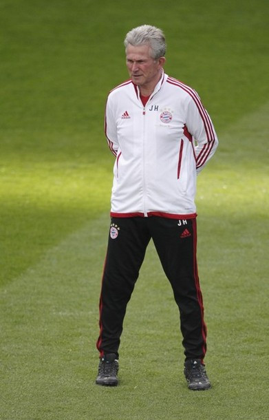 HLV Jupp Heynckes cũng không giấu nổi sự lo lắng HLV Jupp Heynckes cũng không giấu nổi sự lo lắng