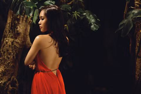 Tham gia cuộc thi Vietnam Idol 2012, Huyền Trần cũng bất ngờ với chính mình khi liên tiếp vượt qua các vòng và lọt vào Top 16.