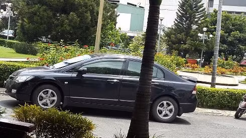 TP.HCM dự kiến tăng mức đăng ký lần đầu đối với xe ô tô con dưới 10 chỗ từ 2 lên 11 triệu đồng (Ảnh: T.Q)