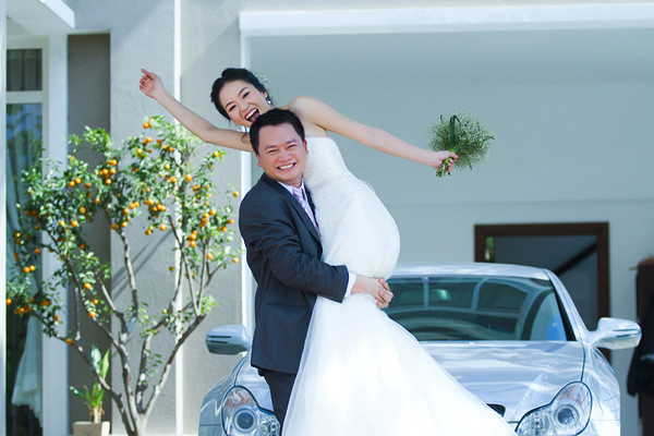 Phan Thị Lý được công chúng yêu mến nhờ gương mặt xinh xắn, vóc dáng chuẩn tại vòng chung kết Hoa hậu Thế giới người Việt 2010. Phan Thị Lý được công chúng yêu mến nhờ gương mặt xinh xắn, vóc dáng chuẩn tại vòng chung kết Hoa hậu Thế giới người Việt 2010.