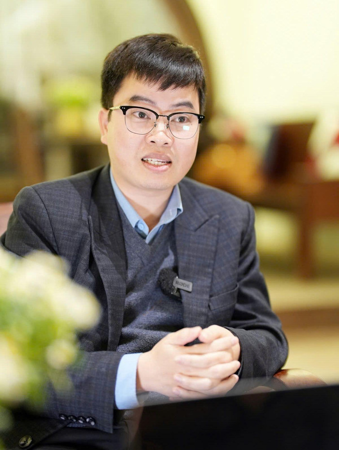 Tiến sĩ Phạm Huy Hiệu - Ứng viên tham gia đề cử giải thưởng "Bền Đam Mê". Tiến sĩ Phạm Huy Hiệu - Ứng viên tham gia đề cử giải thưởng "Bền Đam Mê".