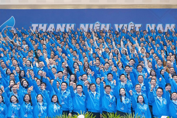 Thanh niên là trụ cột để đưa đất nước vững bước vào kỷ nguyên mới. Thanh niên là trụ cột để đưa đất nước vững bước vào kỷ nguyên mới.