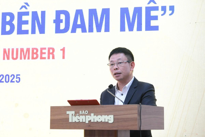 Ông Phùng Công Sưởng - Giám đốc Quỹ Hỗ trợ Tài năng trẻ Việt Nam. Ông Phùng Công Sưởng - Giám đốc Quỹ Hỗ trợ Tài năng trẻ Việt Nam.