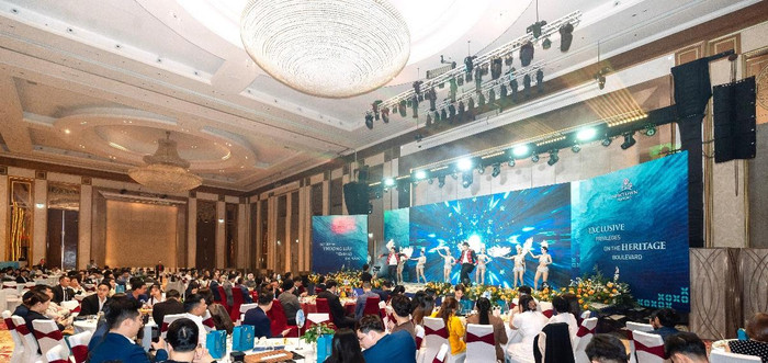 Sự kiện thu hút sự quan tâm của đông đảo khách hàng.