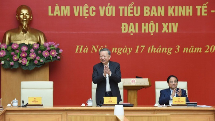 Tổng Bí thư Tô Lâm chủ trì cuộc làm việc với Tiểu ban Kinh tế-Xã hội Đại hội XIV của Đảng. (Ảnh: Trần Hải) Tổng Bí thư Tô Lâm chủ trì cuộc làm việc với Tiểu ban Kinh tế-Xã hội Đại hội XIV của Đảng. (Ảnh: Trần Hải)