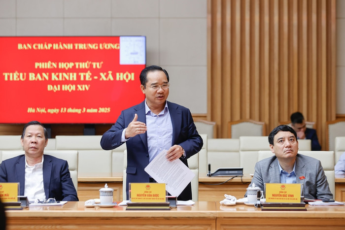 Chủ tịch Ủy ban nhân dân Thành phố Hồ Chí Minh Nguyễn Văn Được phát biểu tại phiên họp. Ảnh: VGP/Nhật Bắc Chủ tịch Ủy ban nhân dân Thành phố Hồ Chí Minh Nguyễn Văn Được phát biểu tại phiên họp. Ảnh: VGP/Nhật Bắc