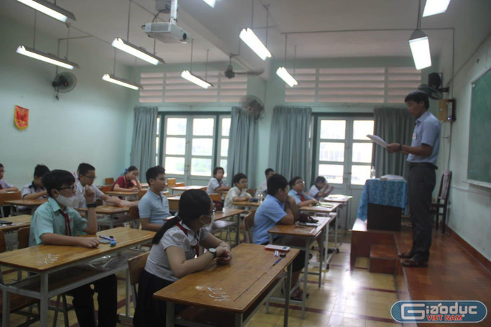 Học sinh Thành phố Hồ Chí Minh tham gia một kỳ thi tuyển sinh vào lớp 10 (Ảnh minh họa: P.L) Học sinh Thành phố Hồ Chí Minh tham gia một kỳ thi tuyển sinh vào lớp 10 (Ảnh minh họa: P.L)