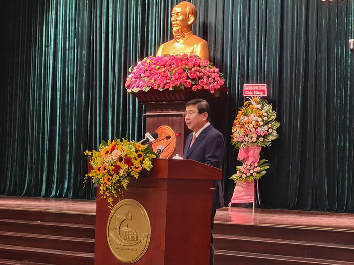 Chủ tịch Ủy ban nhân dân Thành phố Hồ Chí Minh phát biểu chỉ đạo tại buổi lễ (ảnh: P.L)