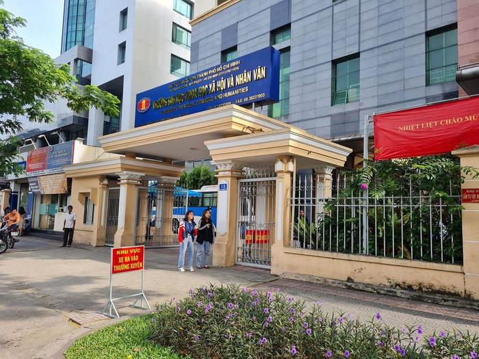 Trường Đại học Khoa học Xã hội và Nhân văn Thành phố Hồ Chí Minh (ảnh: P.L) Trường Đại học Khoa học Xã hội và Nhân văn Thành phố Hồ Chí Minh (ảnh: P.L)