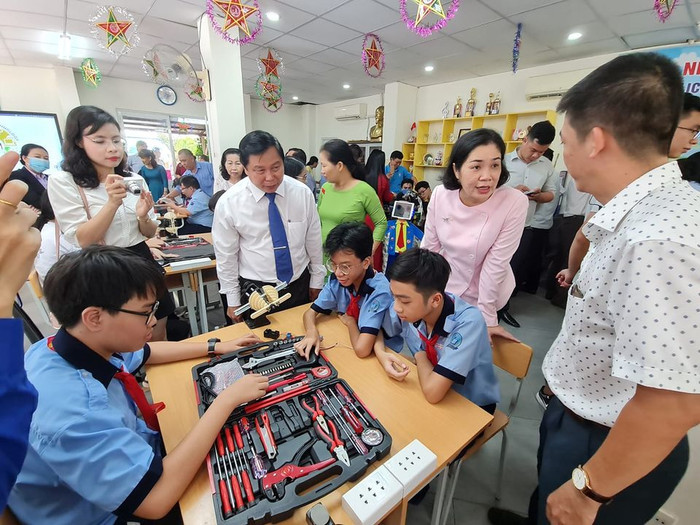 Khánh thành phòng STEM cộng đồng ở quận 3, Thành phố Hồ Chí Minh (ảnh: P.L) Khánh thành phòng STEM cộng đồng ở quận 3, Thành phố Hồ Chí Minh (ảnh: P.L)