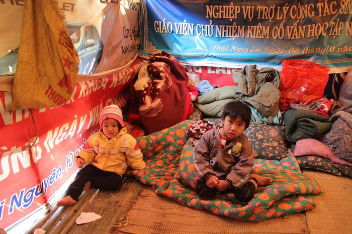 Những đứa trẻ ở Lũng Luông (Thái Nguyên) Những đứa trẻ ở Lũng Luông (Thái Nguyên)