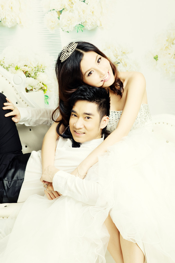 Sau gần một năm chuẩn bị và thực hiện, DVD Tình và CD Ngỡ ra đời. Qua hai sản phẩm âm nhạc này, Quang Hà mong muốn gửi đến khán giả mộ điệu giọng hát trữ tình của mình một lời tri ân, bằng tất cả tâm huyết của một người nghệ sĩ. Ước mong lớn nhất của Quang Hà là được chạm vào trái tim của những người yêu nhạc trên mọi miền tổ quốc.