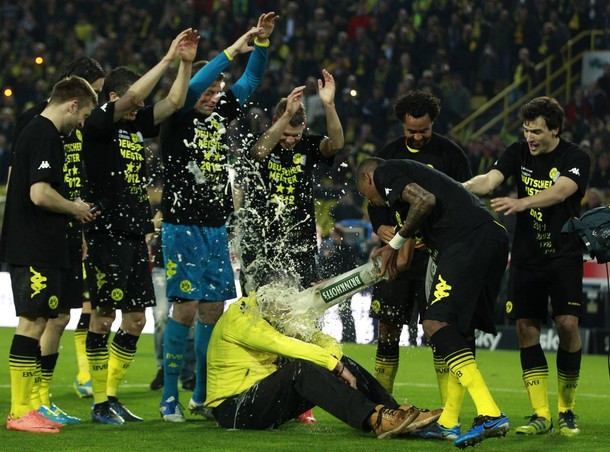 Bia không thể thiếu trong những dịp như thế này