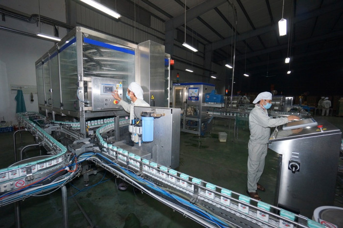 Dây chuyền sản xuất sữa tươi hiện đại của Công ty Cổ phần Sữa Quốc tế.