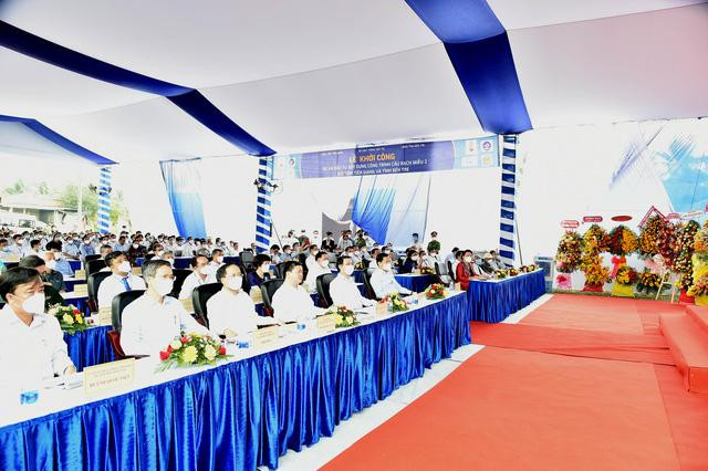 Các đại biểu tham dự Lễ khởi công - Ảnh: VGP/Trần Mạnh Các đại biểu tham dự Lễ khởi công - Ảnh: VGP/Trần Mạnh