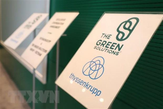Biểu tượng hợp tác của tập đoàn The Green Resolutions Group (Việt Nam) với tập đoàn Thyssenkrupp (Đức). (Ảnh: Mạnh Hùng/TTXVN) Biểu tượng hợp tác của tập đoàn The Green Resolutions Group (Việt Nam) với tập đoàn Thyssenkrupp (Đức). (Ảnh: Mạnh Hùng/TTXVN)