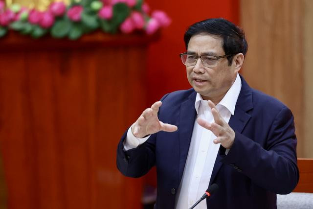 Thủ tướng yêu cầu Khánh Hòa tập trung nhiều hơn nữa và dứt điểm cho công tác quy hoạch theo Nghị quyết 09 của Bộ Chính trị và Luật Quy hoạch. Ảnh: VGP Thủ tướng yêu cầu Khánh Hòa tập trung nhiều hơn nữa và dứt điểm cho công tác quy hoạch theo Nghị quyết 09 của Bộ Chính trị và Luật Quy hoạch. Ảnh: VGP