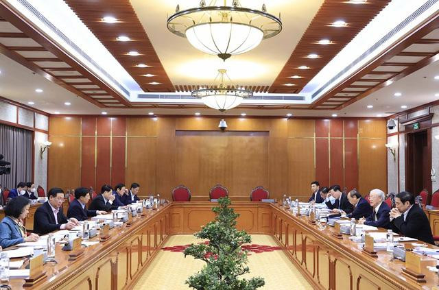 Quang cảnh cuộc họp Bộ Chính trị sáng 11/3. Quang cảnh cuộc họp Bộ Chính trị sáng 11/3.