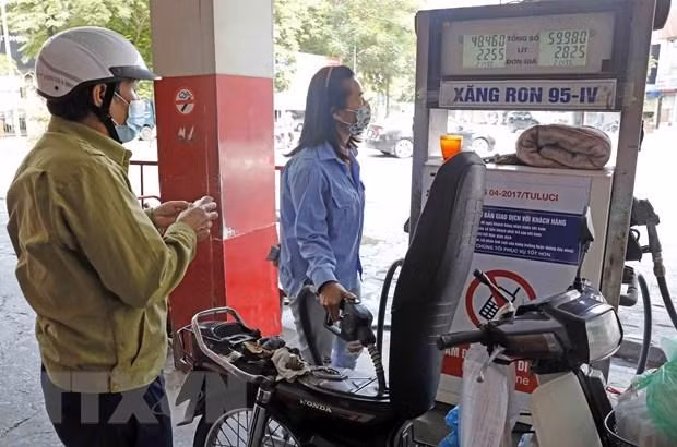Kinh doanh xăng dầu. (Ảnh minh họa. Nguồn: TTXVN)