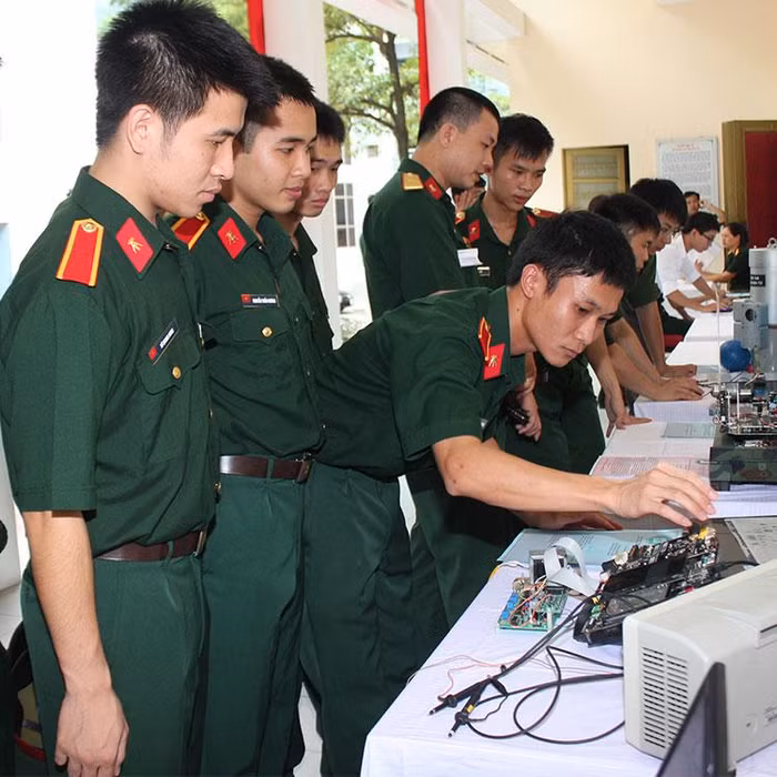 Ảnh website Học viện Kỹ thuật Quân sự