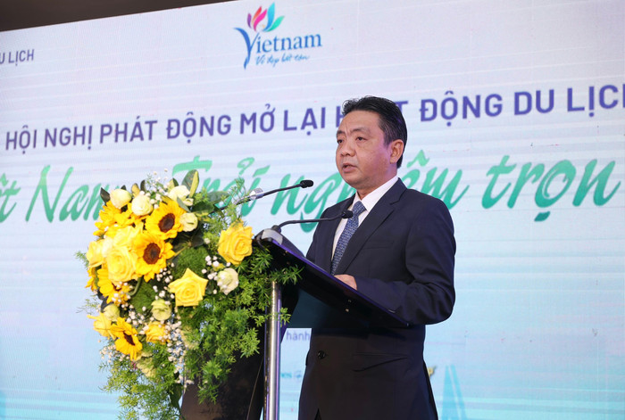 Ông Hoàng Đạo Cương - Thứ trưởng Bộ Văn hóa - Thể thao và Du lịch phát biểu Ông Hoàng Đạo Cương - Thứ trưởng Bộ Văn hóa - Thể thao và Du lịch phát biểu