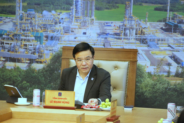 Tổng giám đốc Petrovietnam Lê Mạnh Hùng phát biểu tại Hội nghị Tổng giám đốc Petrovietnam Lê Mạnh Hùng phát biểu tại Hội nghị