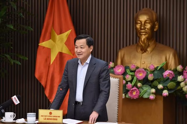 Phó Thủ tướng Lê Minh Khái: Kiểm soát chặt chẽ giá các mặt hàng thiết yếu; không để xăng dầu thẩm lậu qua biên giới. Ảnh VGP/Quang Thương