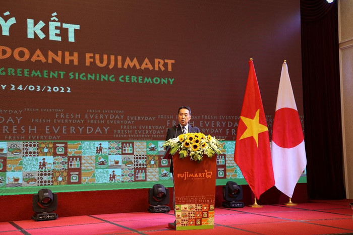 Ông Shiomi Keigo, Chủ tịch kiêm Tổng Giám đốc Tập đoàn Sumitomo khu vực châu Á và châu Đại Dương phát biểu tại sự kiện Ông Shiomi Keigo, Chủ tịch kiêm Tổng Giám đốc Tập đoàn Sumitomo khu vực châu Á và châu Đại Dương phát biểu tại sự kiện