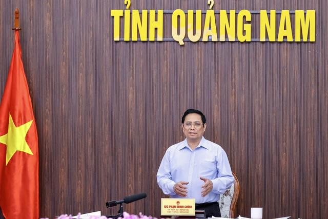 Thủ tướng Phạm Minh Chính: Đẩy mạnh phân cấp, phân quyền, cá thể hóa trách nhiệm đi đôi với tăng cường kiểm tra, giám sát, phân bổ nguồn lực phù hợp và nâng cao năng lực cán bộ thực thi. Thủ tướng Phạm Minh Chính: Đẩy mạnh phân cấp, phân quyền, cá thể hóa trách nhiệm đi đôi với tăng cường kiểm tra, giám sát, phân bổ nguồn lực phù hợp và nâng cao năng lực cán bộ thực thi.